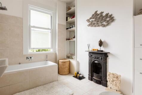 157 Coombe Road-25.jpg