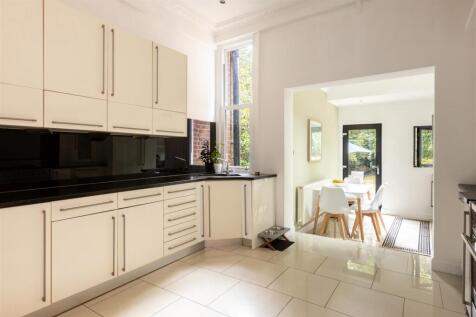 157 Coombe Road-11.jpg