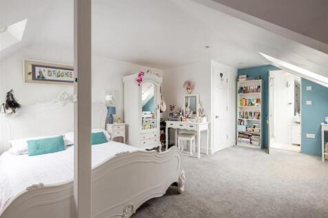 157 Coombe Road-29.jpg