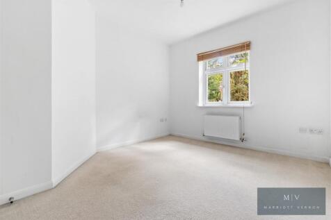 Flat 4 Eva Court MV-2.jpg
