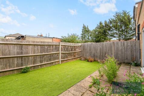 Flat 1, 1A, Bynes Road MV-9.jpg