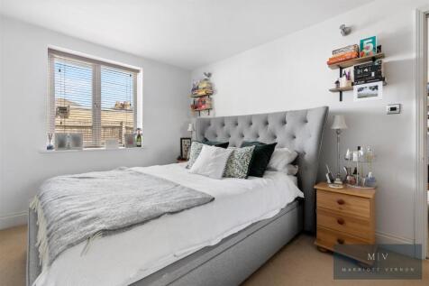 Flat 1, 1A, Bynes Road MV-6.jpg