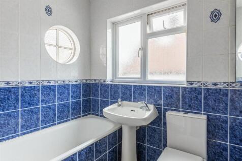 105 Birch Tree Avenue-9.jpg