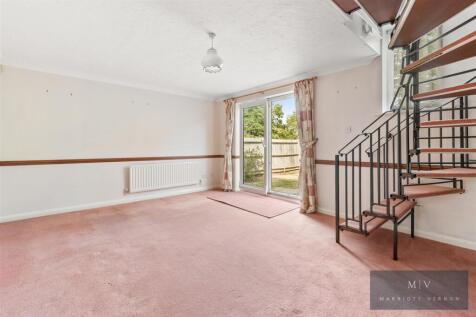 Hazel Close 3 MV-3.jpg