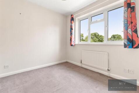 Hazel Close 3 MV-7.jpg