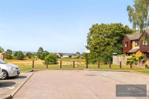 Hazel Close 3 MV-17.jpg