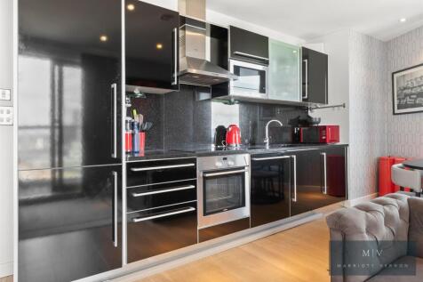 Flat 32 Altitude Apartments MV-4.jpg