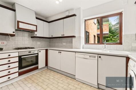 Campion Close 38 MV-7.jpg