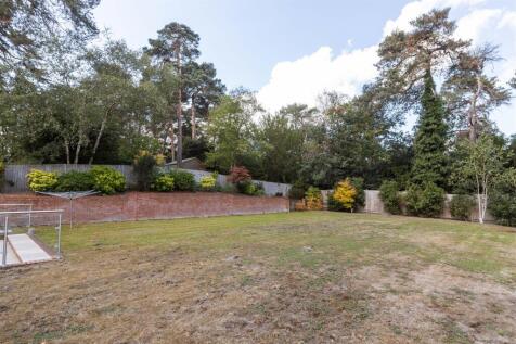 11 Pine Coombe-42.jpg