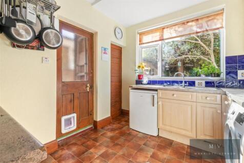 Alton Road 25 MV-17.jpg