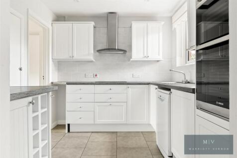 Rawlins Close 10 MV-9.jpg