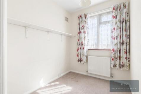 Rawlins Close 10 MV-11.jpg
