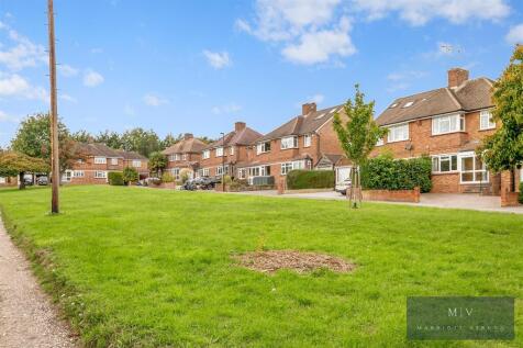 Rawlins Close 10 MV-18.jpg