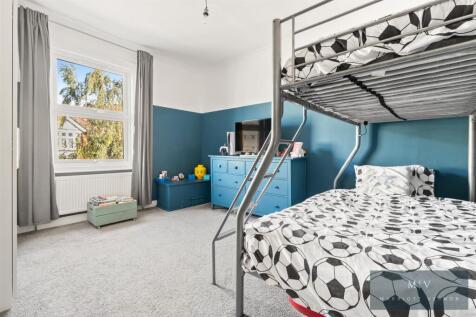 F2 20 Heathfield Road MV-11.jpg