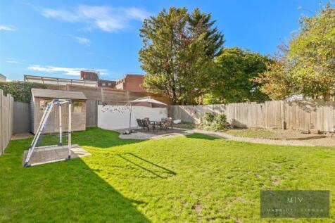 F2 20 Heathfield Road MV-17.jpg