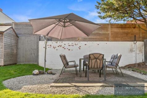F2 20 Heathfield Road MV-19.jpg