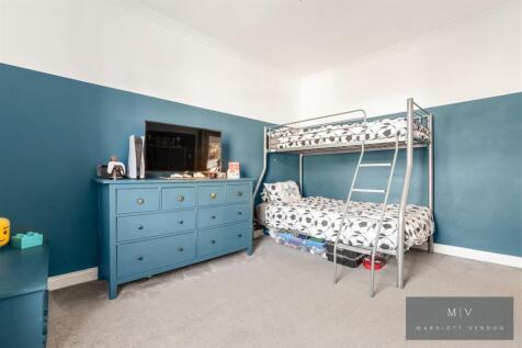 F2 20 Heathfield Road MV-12.jpg