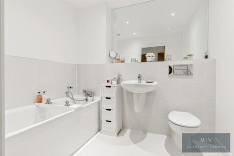 Flat 16, 28 Normanton Road MV-16.jpg