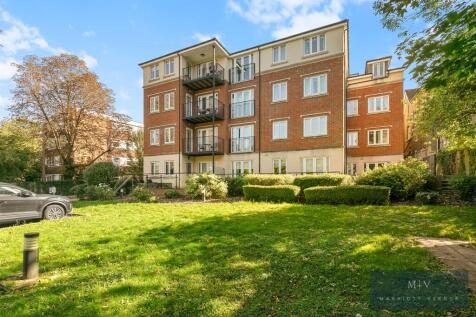 Flat 16, 28 Normanton Road MV-18.jpg