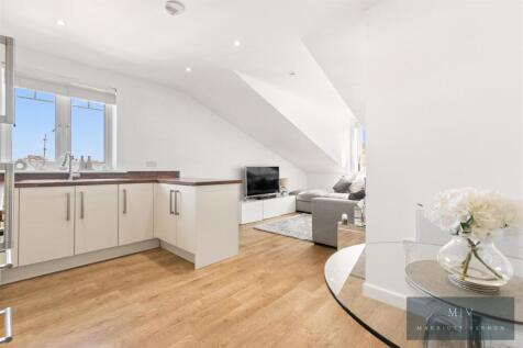 Flat 16, 28 Normanton Road MV-14.jpg
