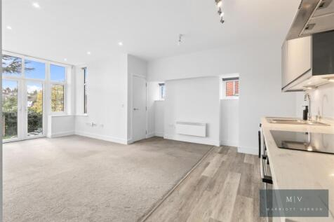 Flat 1 Porchester House MV-1.jpg