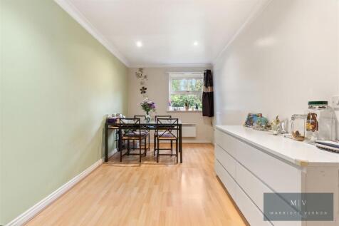 Sycamore Close 5 MV-4.jpg