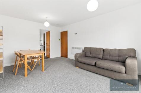 Lloyd House 14 MV-6.jpg