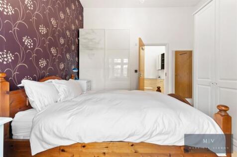 Flat 14, Eva Court MV-14.jpg