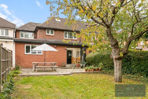 Queenhill Road 17 MV-21.jpg