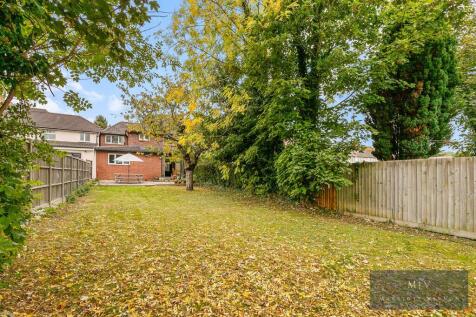 Queenhill Road 17 MV-20.jpg