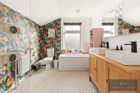 Edward Road? 8 MV-10.jpg