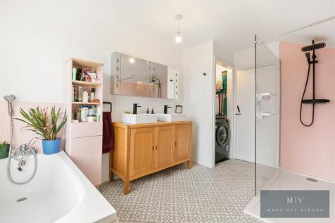 Edward Road? 8 MV-9.jpg