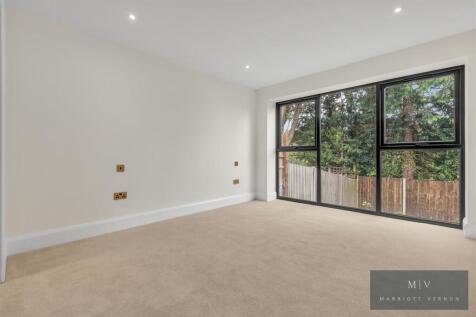 Croham Mount 16 MV-12.jpg