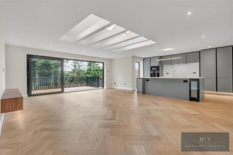 Croham Mount 16 MV-3.jpg