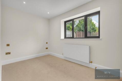 Croham Mount 16 MV-2.jpg