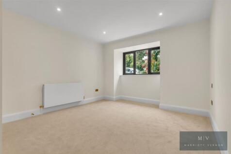 Croham Mount 16 MV-10.jpg