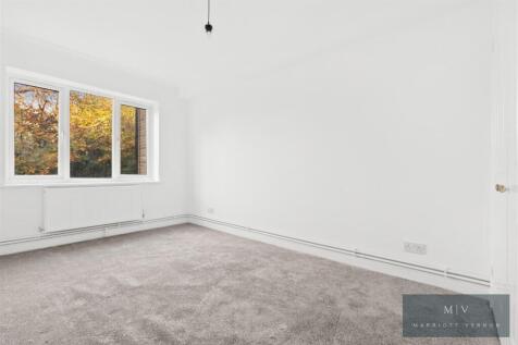 Camilla Court 17 MV-5.jpg