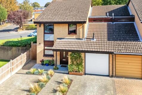 DEANS CLOSE,18-18.jpg