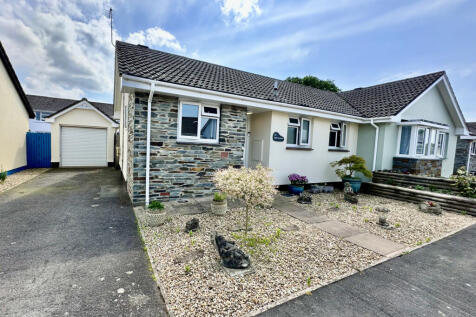 3 Bedroom Bungalow  for Sale