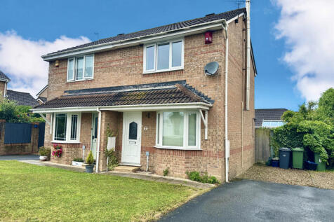 2 Bedroom Semi-detached House
