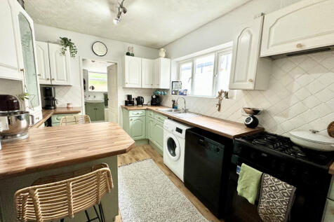 3 Bedroom Terrace House