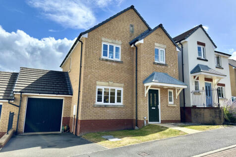 3 Bedroom Detached House