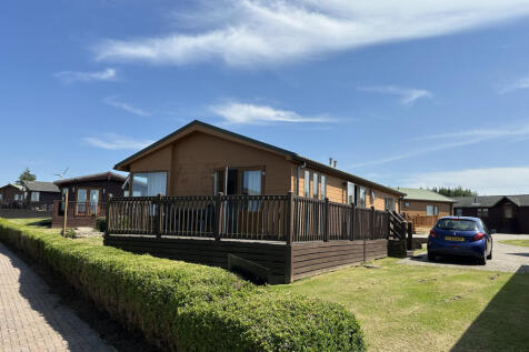 2 Bedroom Lodge