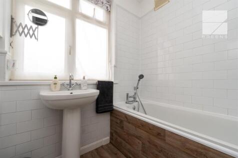 32 Suffield Road_0016.jpg
