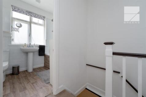 32 Suffield Road_0019.jpg