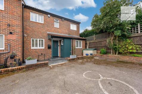 8 Belmont Close_0052.jpg