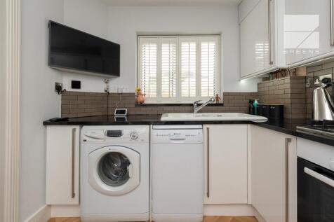 8 Belmont Close_0014.jpg