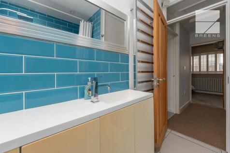 8 Belmont Close_0035.jpg