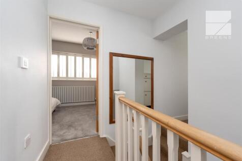 8 Belmont Close_0040.jpg