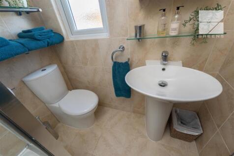 58 Cherrydown Avenue_0049.jpg